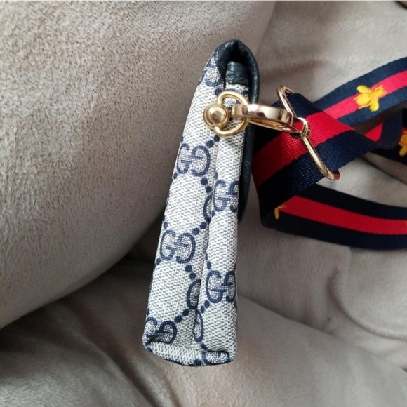 Authentic Vintage Gucci Crossbody Clutch Fanny Bum - Picture 5 of 12